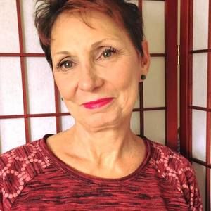 Meet your Posher, Regina